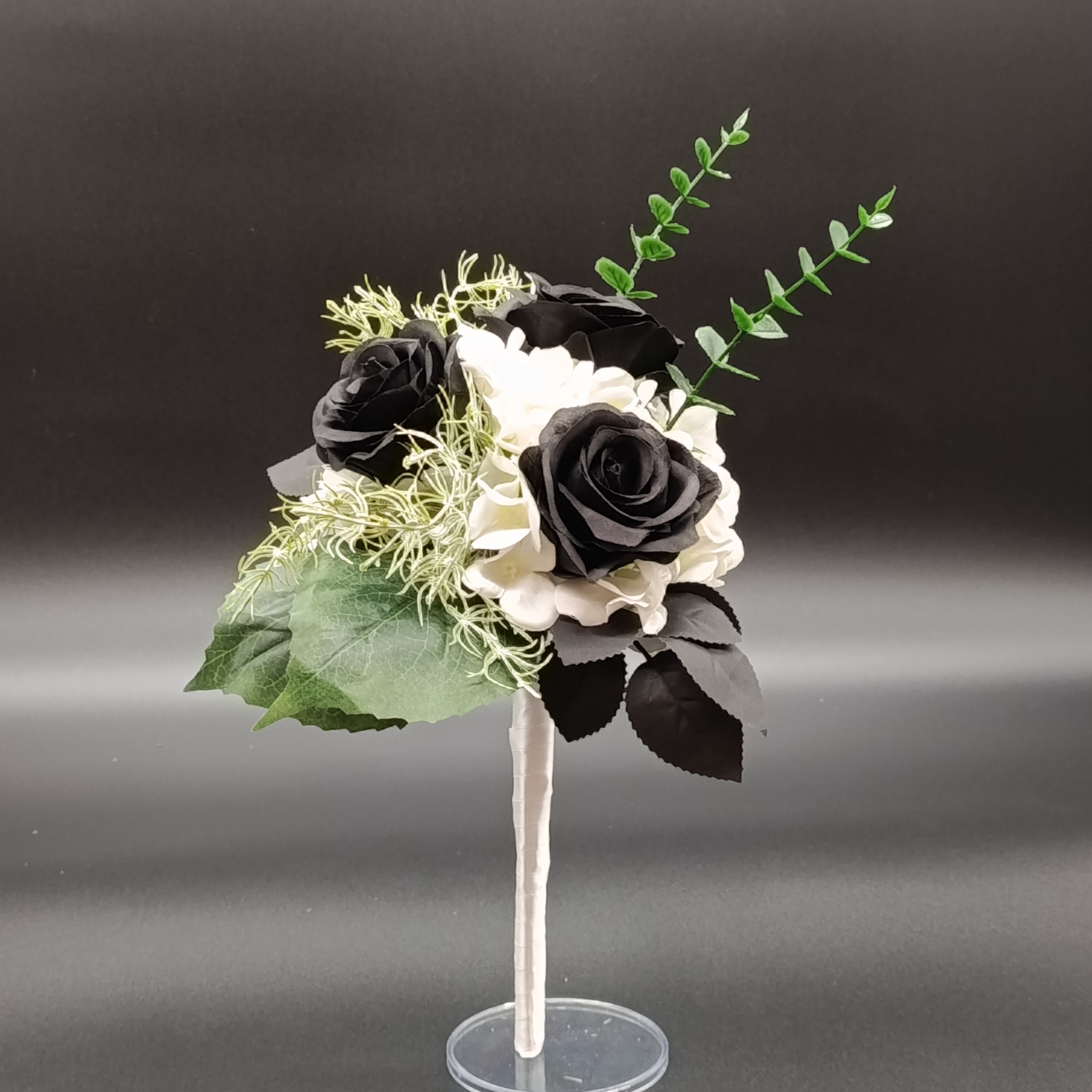 Flores Noctis – Kunst- & Seidenblumenstrauß – Schwarz & Weiß