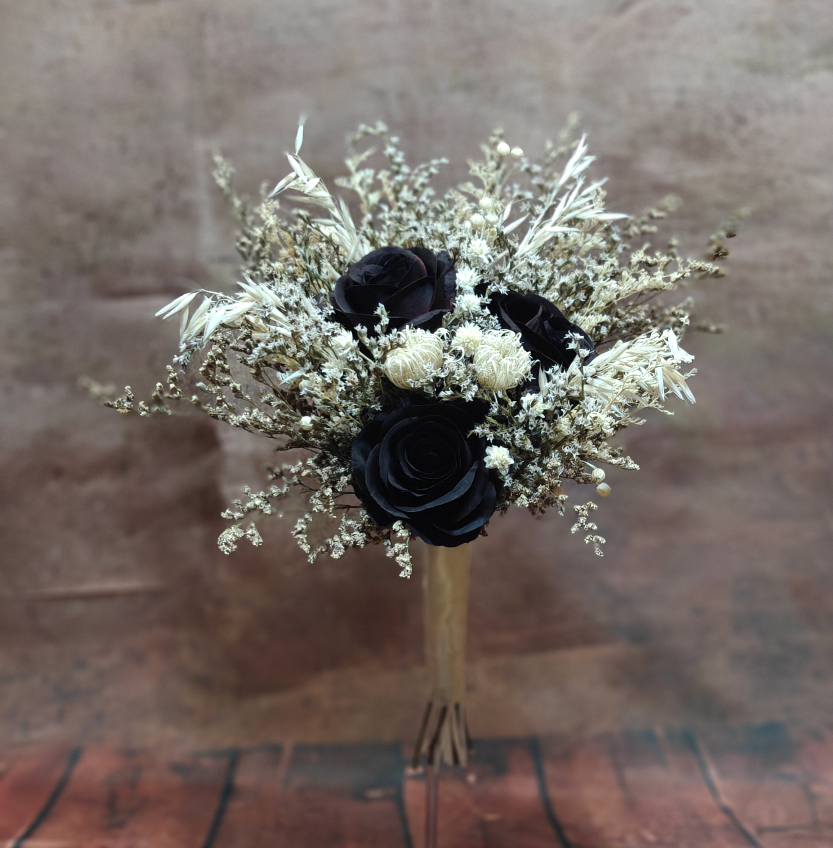 Boho Trockenblumen Brautstrauß „Dark Romance“