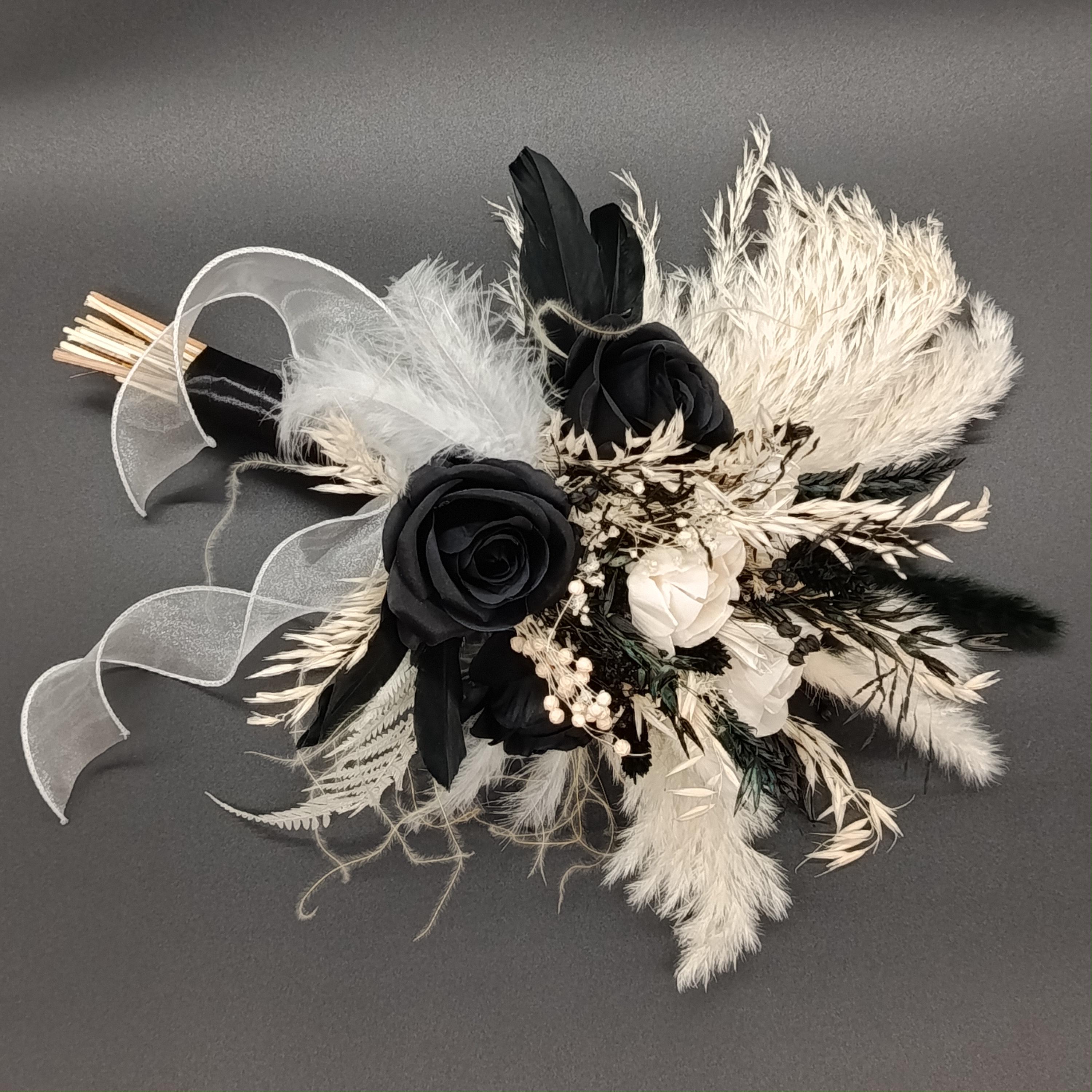 Flora Nocturna – Großer Trockenblumenstrauß – Schwarz & Weiß